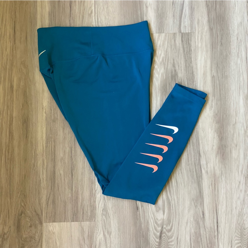 Nike// high waist dri-fit legging// blue// women’s small